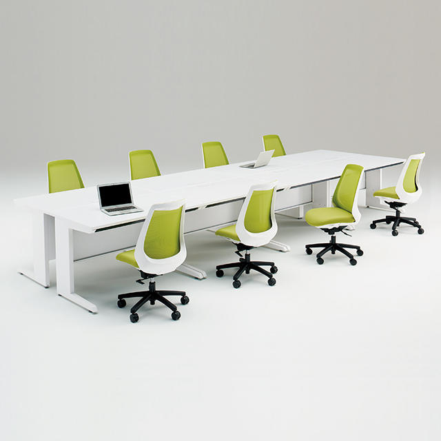 Office Space furnitures by ITOKI - CZR Desk Series | ITOKI Global